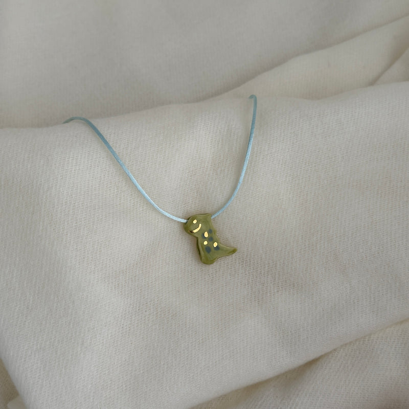 Colar Difusor Infantil de Óleo Essencial no Formato Dinossauro