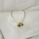 Colar Difusor Infantil de Óleo Essencial no Formato Caminhonete