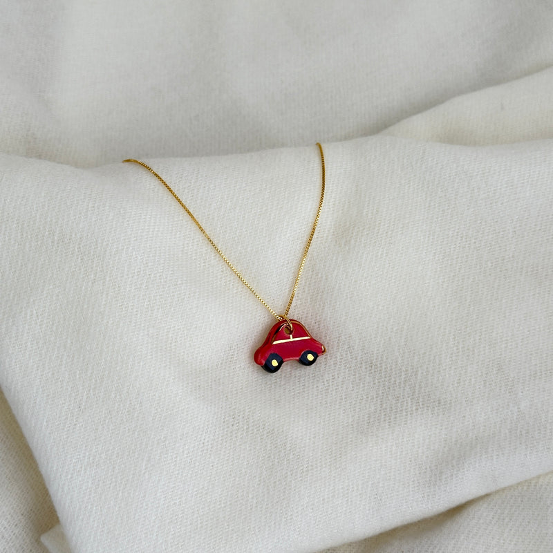 Colar Difusor Infantil de Óleo Essencial no Formato Carro