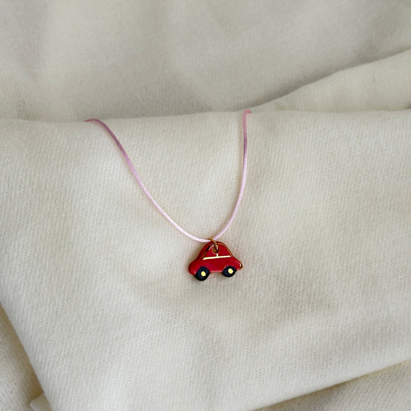 Colar Difusor Infantil de Óleo Essencial no Formato Carro