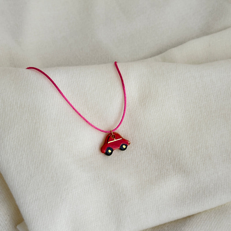 Colar Difusor Infantil de Óleo Essencial no Formato Carro