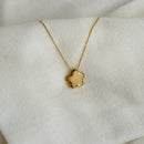 Colar Difusor Infantil de Óleo Essencial no Formato Florzinha