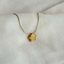 Colar Difusor Infantil de Óleo Essencial no Formato Florzinha