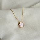 Colar Difusor Infantil de Óleo Essencial no Formato Florzinha