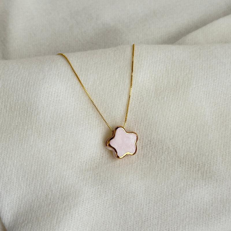 Colar Difusor Infantil de Óleo Essencial no Formato Florzinha