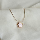 Colar Difusor Infantil de Óleo Essencial no Formato Florzinha