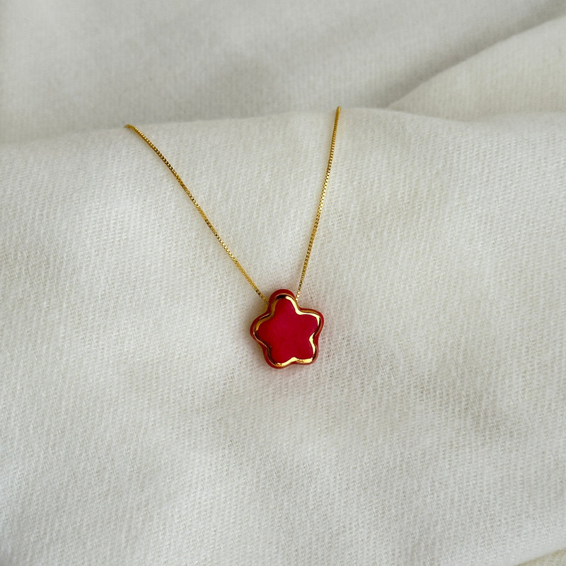 Colar Difusor Infantil de Óleo Essencial no Formato Florzinha